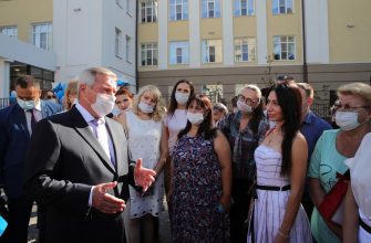 Голубев с родителями