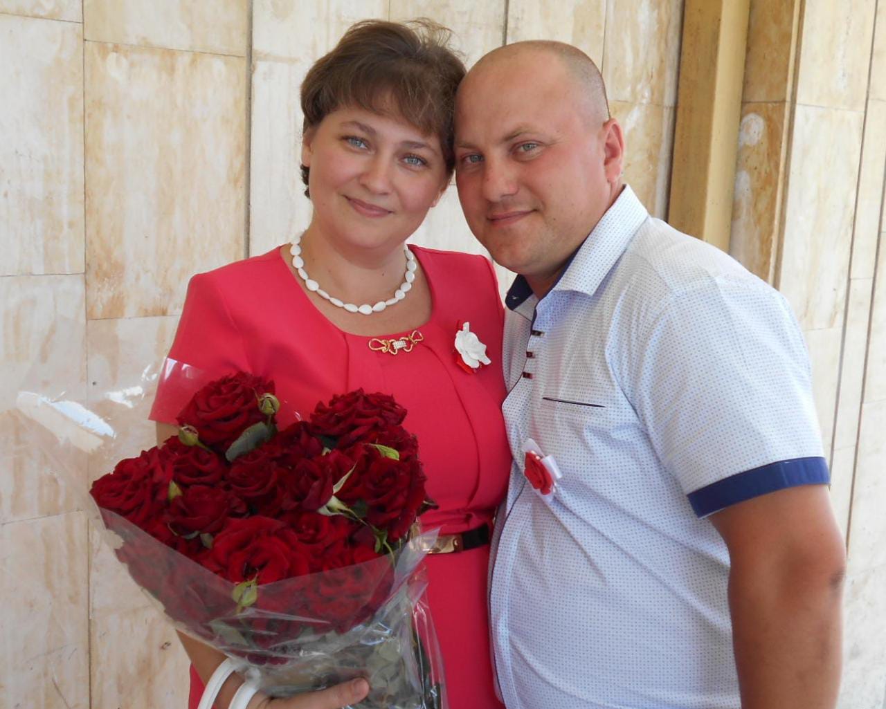 Клышникова Евгения вместе со своей большой семьей становятся первыми участниками конкурса «Дарите женщинам цветы!»