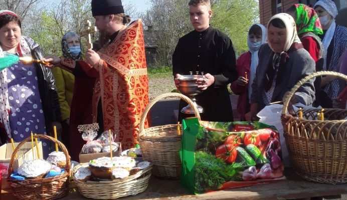 освящение куличей в Дубенцовской