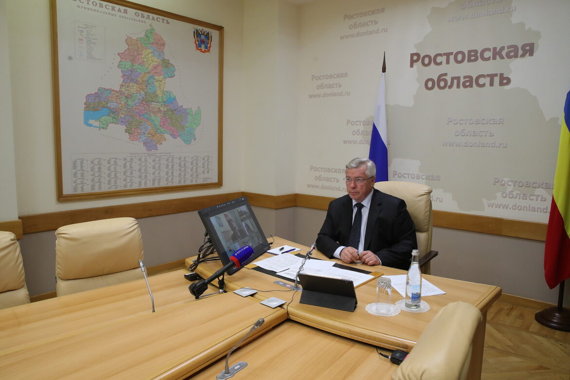 Василий Голубев поручил изучить предложения по ужесточению санитарных ограничений в донском регионе