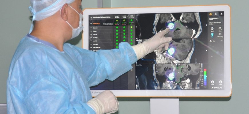 2. Цифровая система на этапе операции просчитывает возможность безопасного проведения лучевой терапии