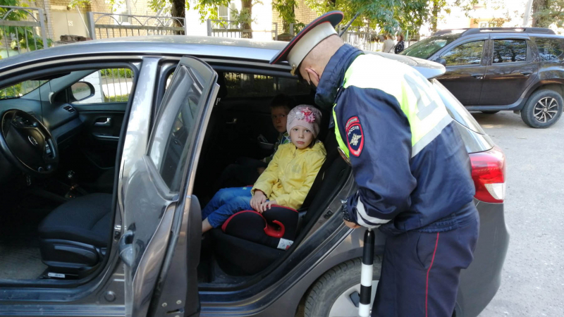 В Волгодонском районе сотрудники  Госавтоинспекции проверят правильность перевозки детей