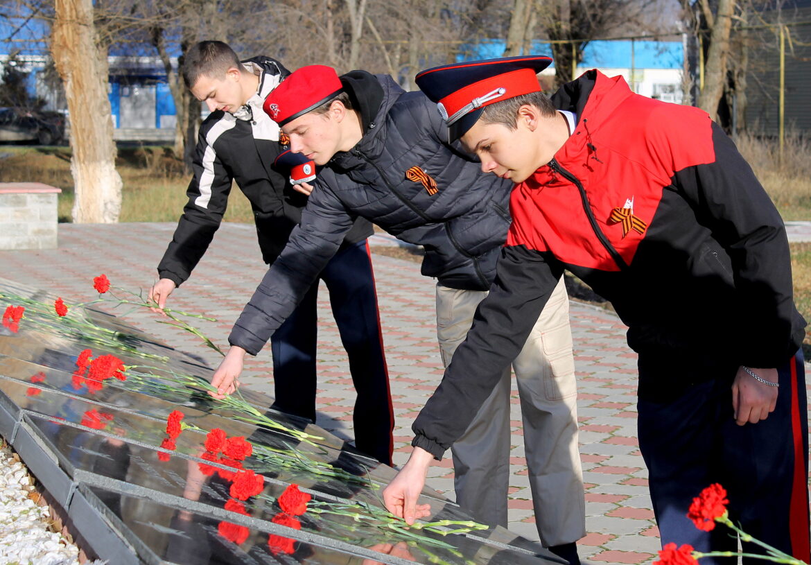 В Волгодонском районе почтили память неизвестных солдат