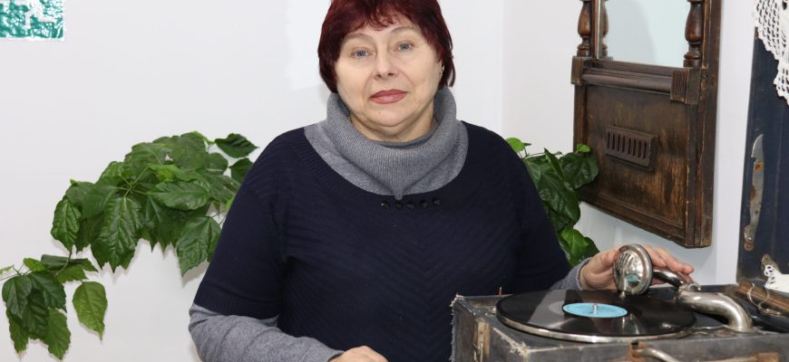 скутнева