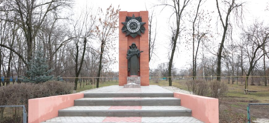 памятник победа