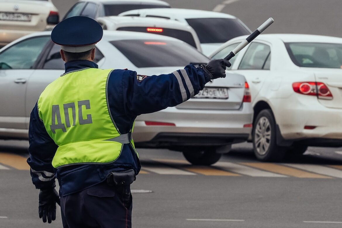 Волгодонские полицейские за три дня привлекли к административной ответственности 180 водителей за нарушение ПДД