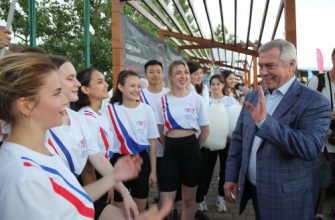 Голубев и молодежь