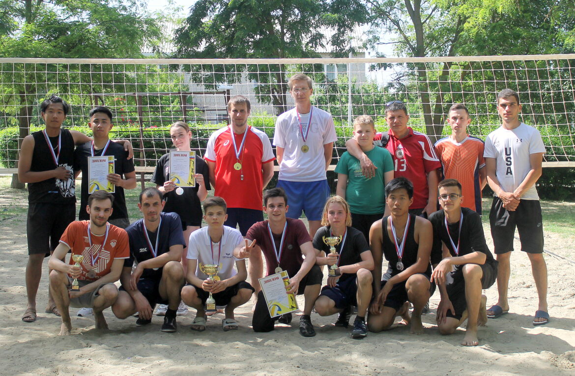 В Волгодонском районе определили лучших волейболистов