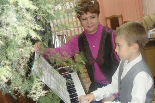 В число 100 лучших преподавателей в области музыкального искусства вошла педагог детской музыкальной школы из Ростовской области