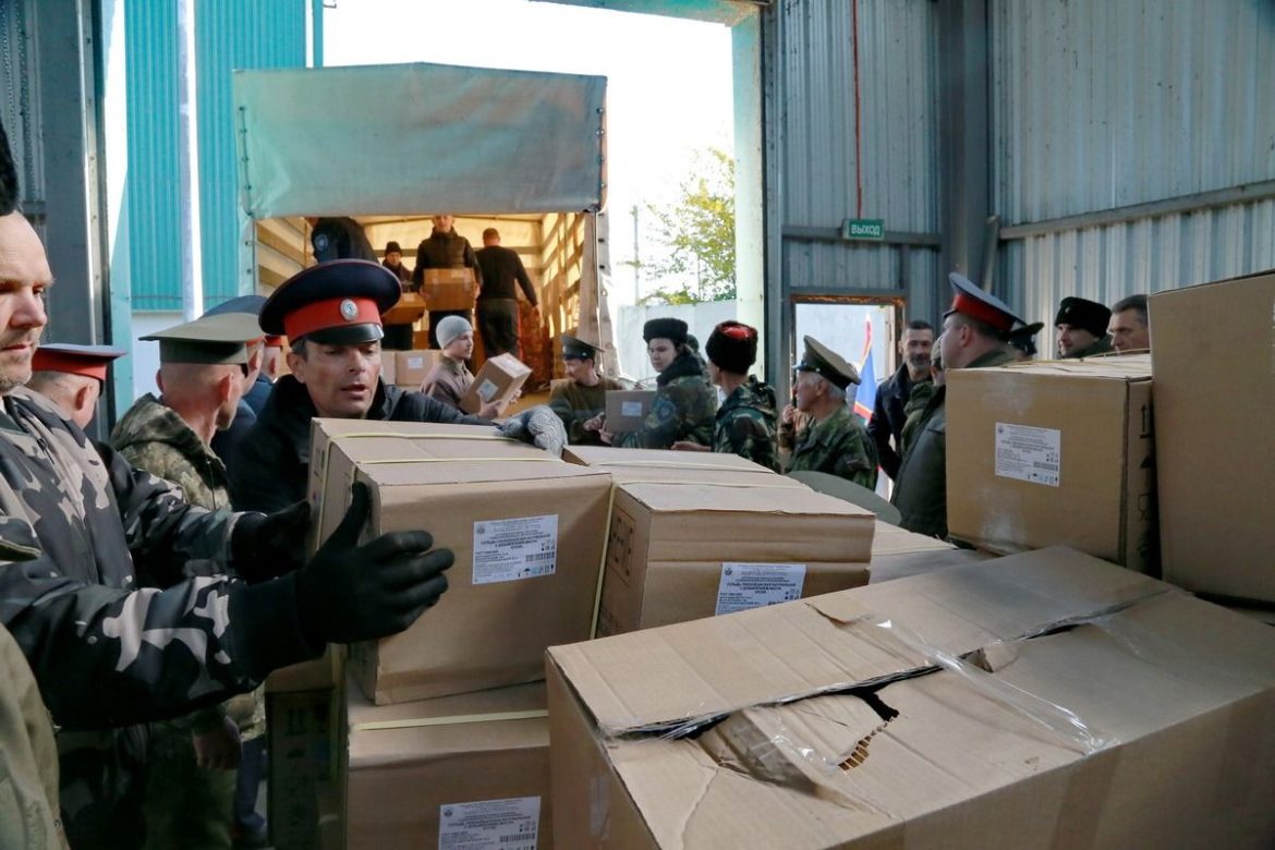 Добровольцам казачьих подразделений ДНР направили очередную партию помощи