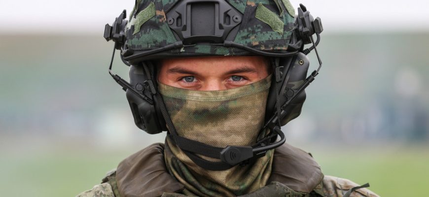 военный
