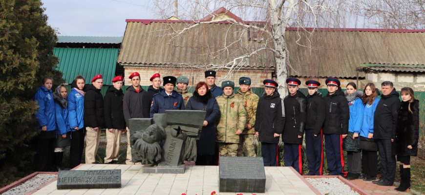 день героев отечества