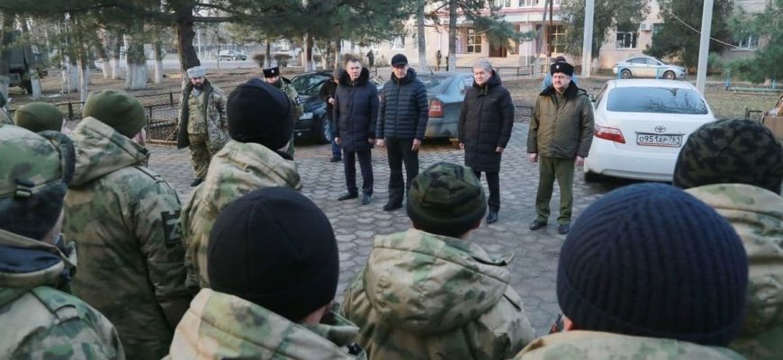 Добровольцы