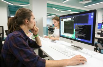 специалисты