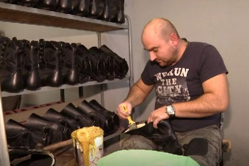 Ростовская фабрика по производству обуви безвозмездно направит более 1,3 тыс. берцев для нужд участников СВО
