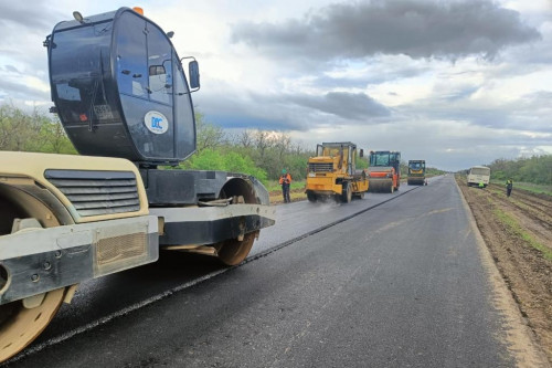Работы на трех объектах нацпроекта «Безопасные качественные дороги» ведутся в Константиновском районе