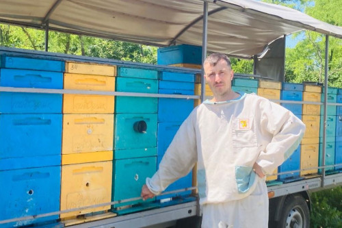 Пчеловод из Ростовской области по нацпроекту получил льготное финансирование на покупку техники