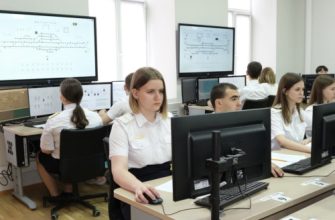 студенты