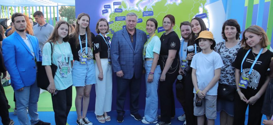 Голубев с молодежью