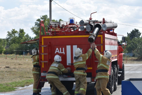В первом полугодии областные пожарные и спасатели 28 тысяч раз выезжали на ЧС, помощь получили более 4,5 тысячи человек