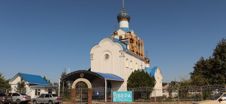 храм