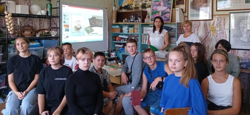поэтический час