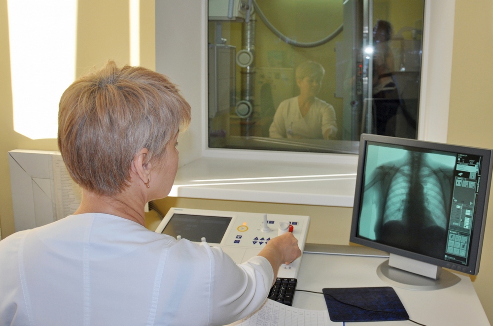 Специалисты ростовского онкоцентра назвали симптомы рака лёгкого