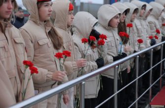 возложение