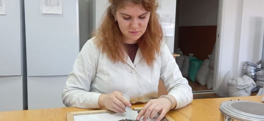 лаборант