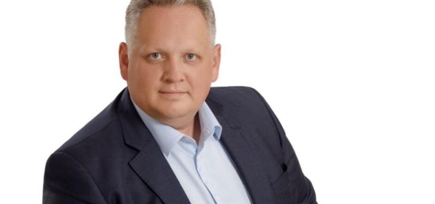 синев