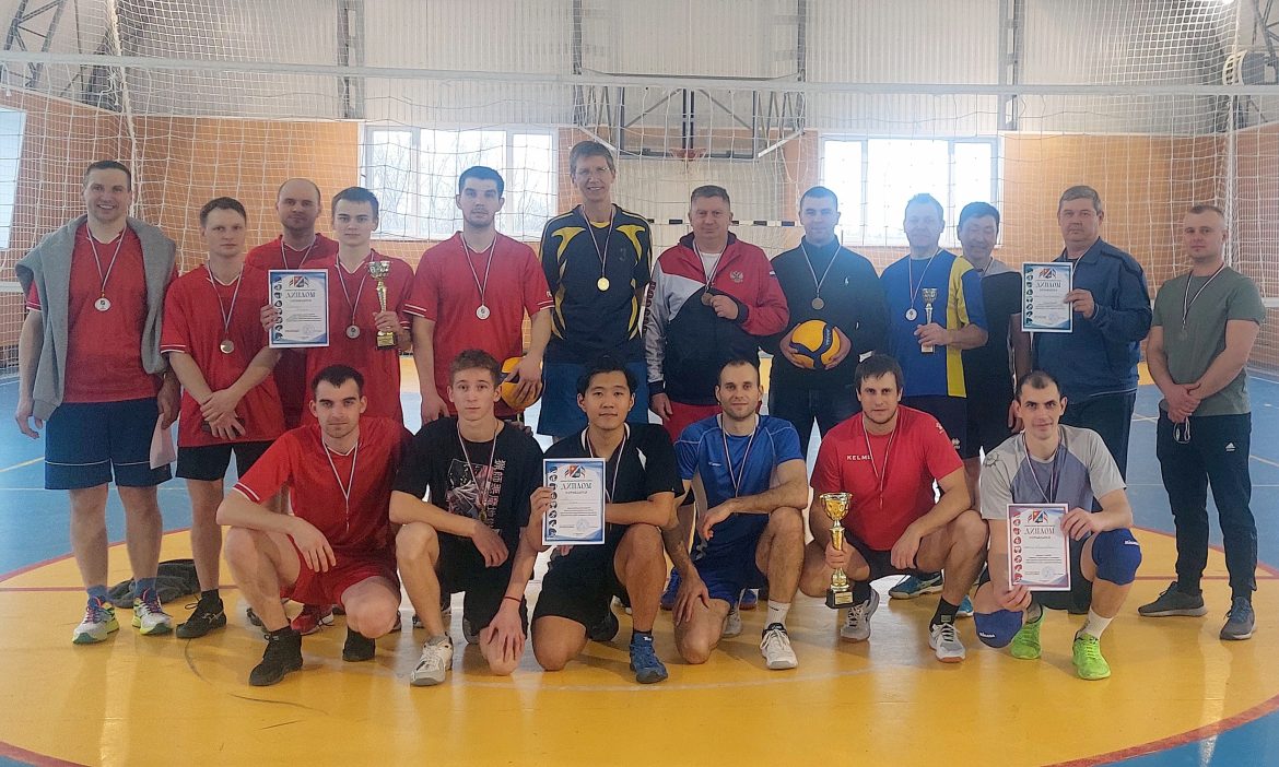 Районные соревнования по волейболу среди мужских команд на Кубок главы Администрации Волгодонского района