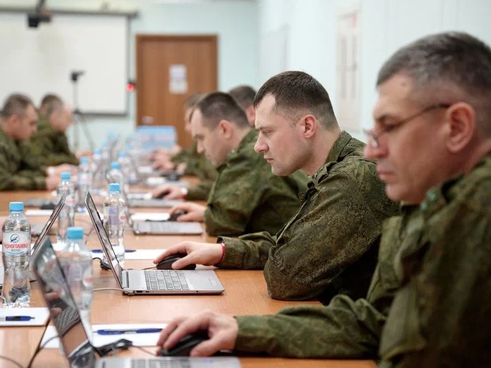 83 военнослужащих примут участие в образовательной программе «Время героев»