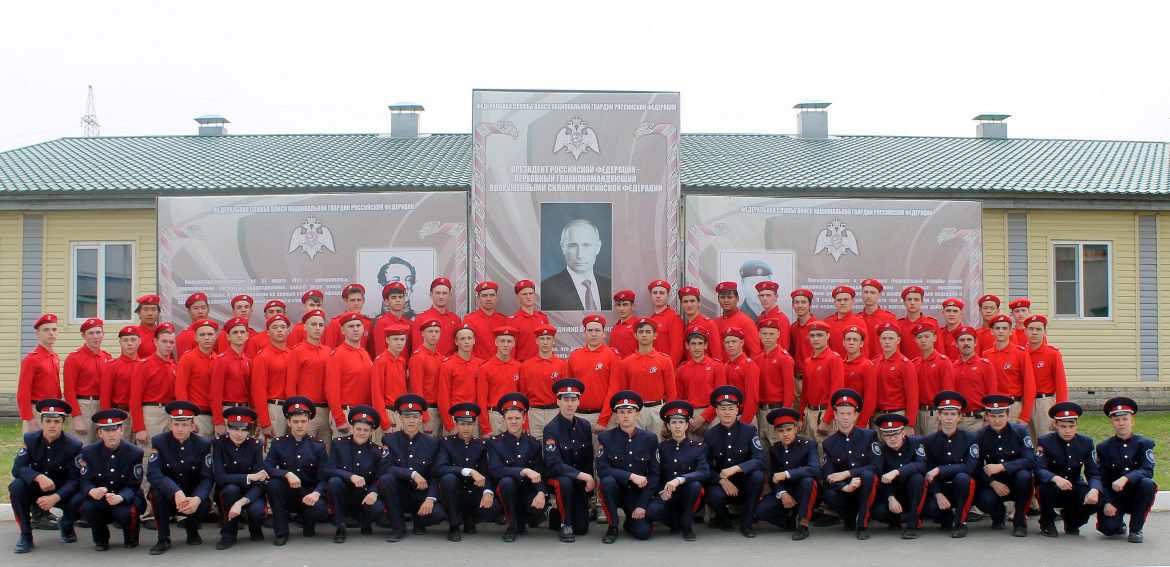 Будущие новобранцы Волгодонского района посетили с экскурсией воинскую часть