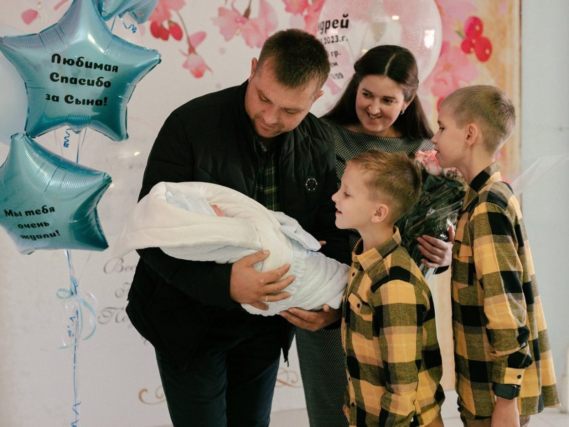 Многодетная семья Кабановых победила в региональном этапе Всероссийского конкурса «Семья года»