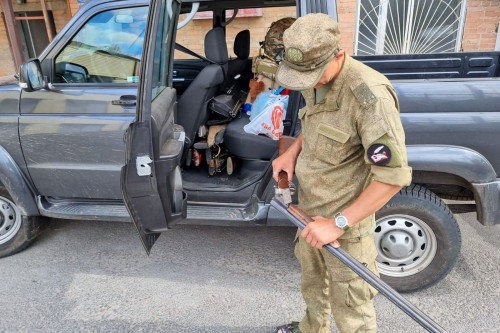 Из Ростовской области бойцам в зону СВО переданы около 20 охотничьих ружей от частных лиц