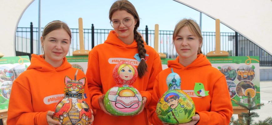волонтеры