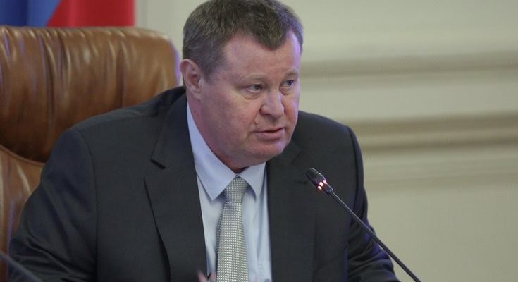 Устинов