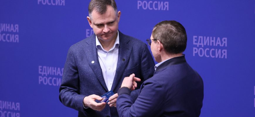 Слюсарь