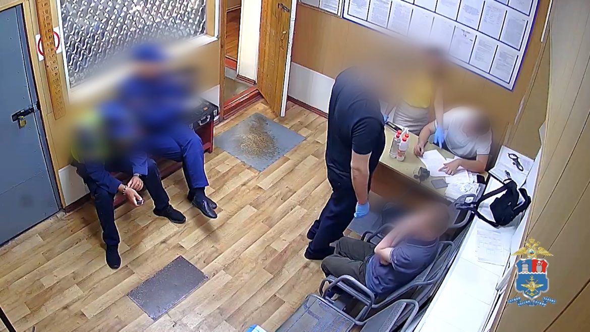 В Таганроге предотвращена попытка поджога релейного шкафа