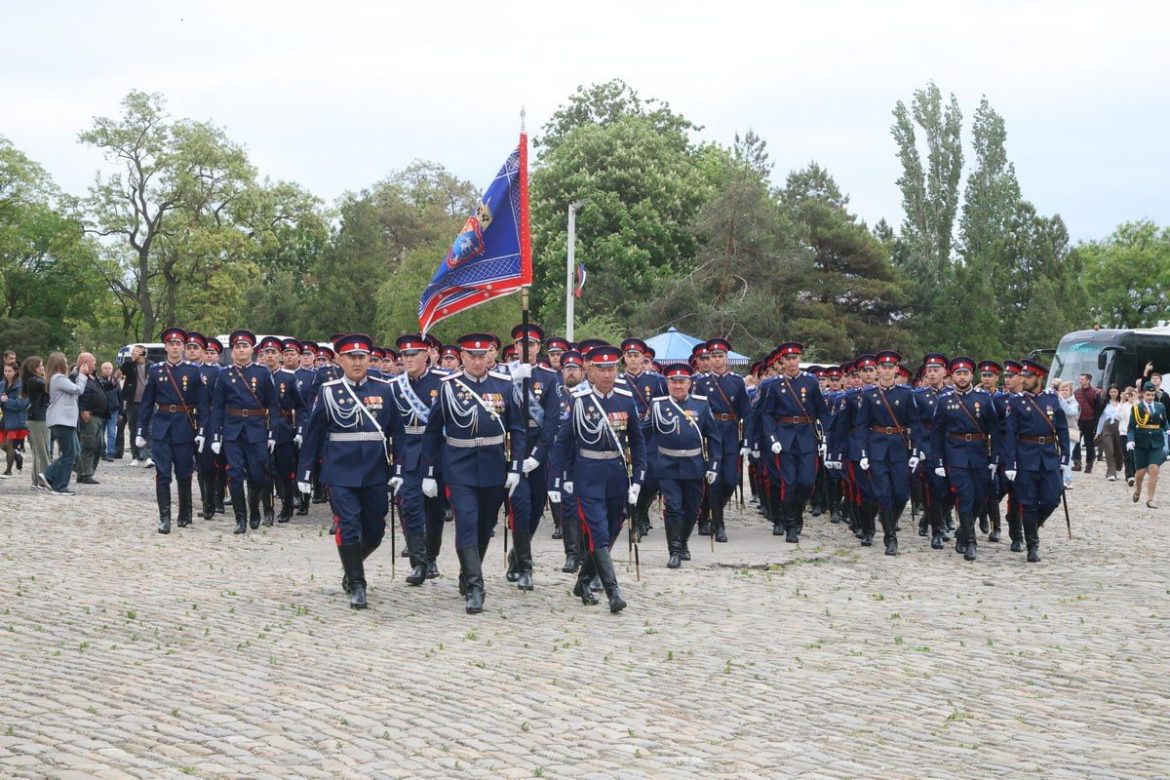 Парадный расчет Всевеликого войска Донского прибыл в Новочеркасск