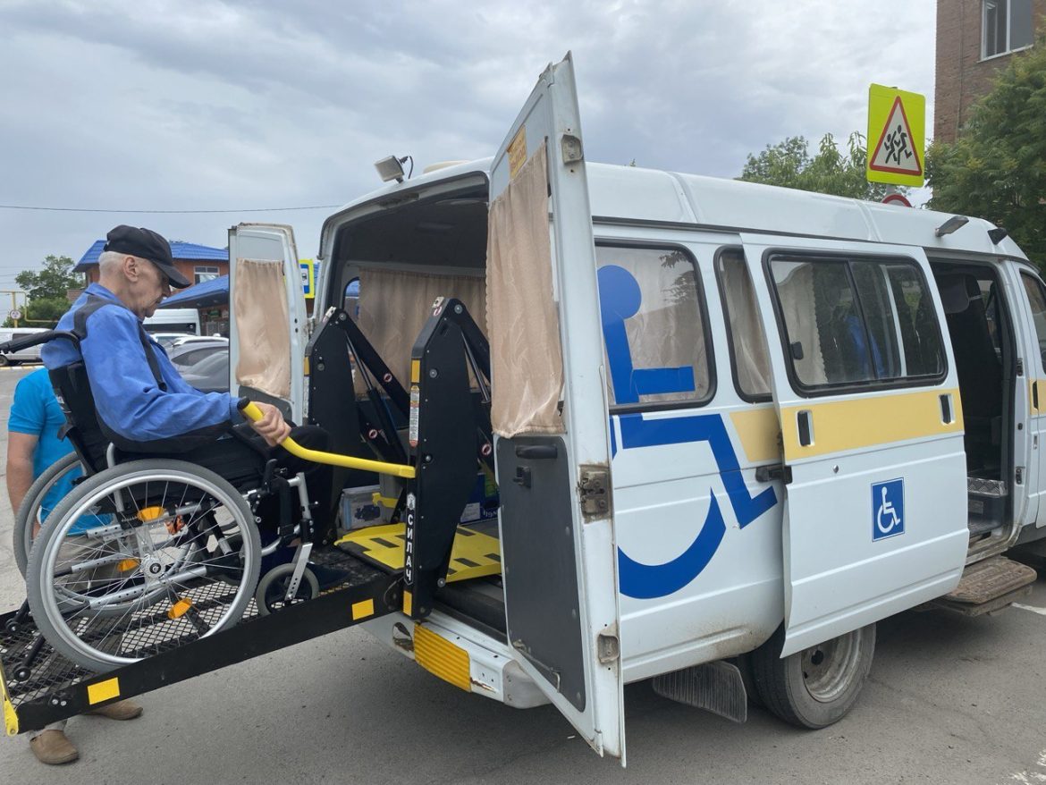 Специализированный автотранспорт для  маломобильных пассажиров