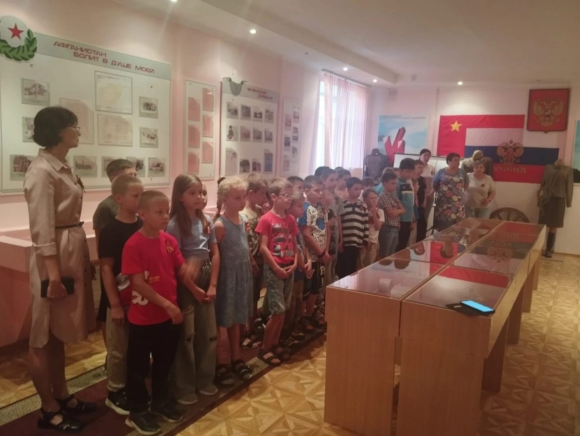 В музее «Боевой славы» Романовской школы провели Линейку Памяти