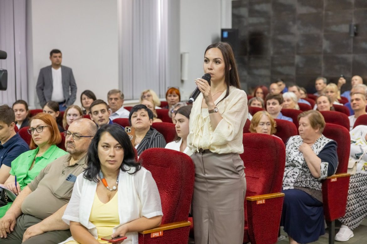 Встречи с жителями по программе «Сделаем вместе» прошли во всех муниципалитетах Дона