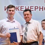 выпускники