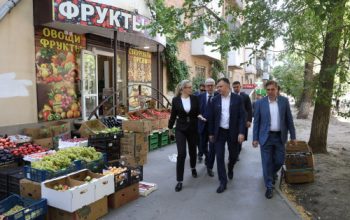 Слюсарь