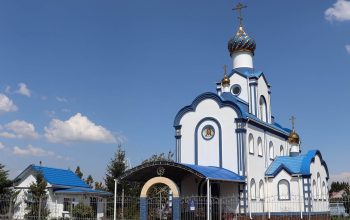 храм
