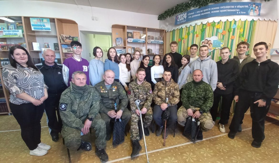 Ветеран СВО обеспечен тренажером с биологической обратной связью для механотерапии рук и ног