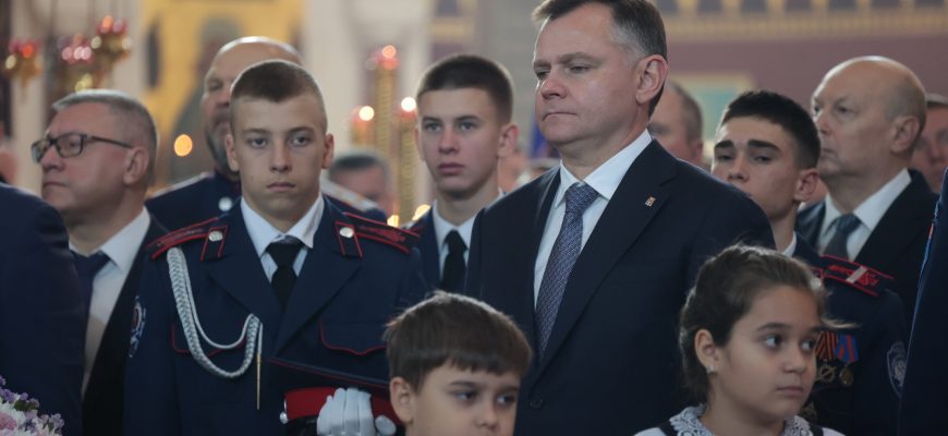 слюсарь