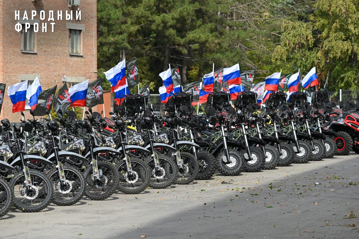Военнослужащие Южного военного округа получили крупную партию техники