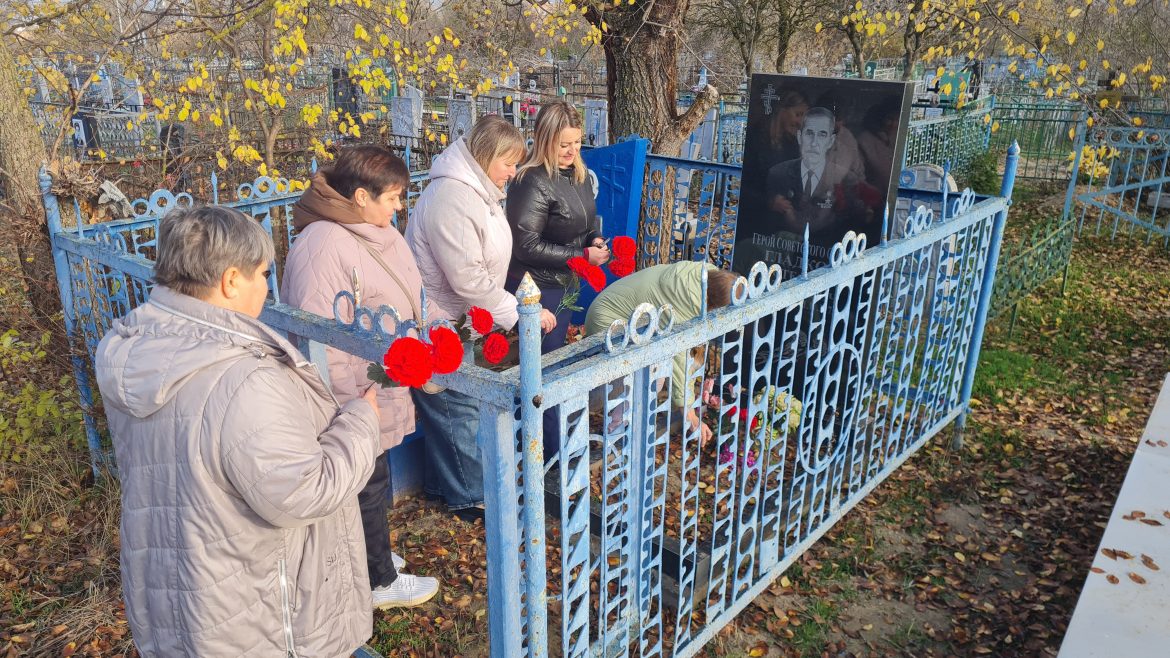Героя Советского Союза Гладкова Стефана Яковлевича помнят земляки